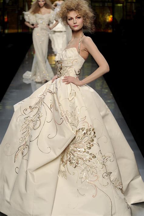 christian dior haute couture bridal dress